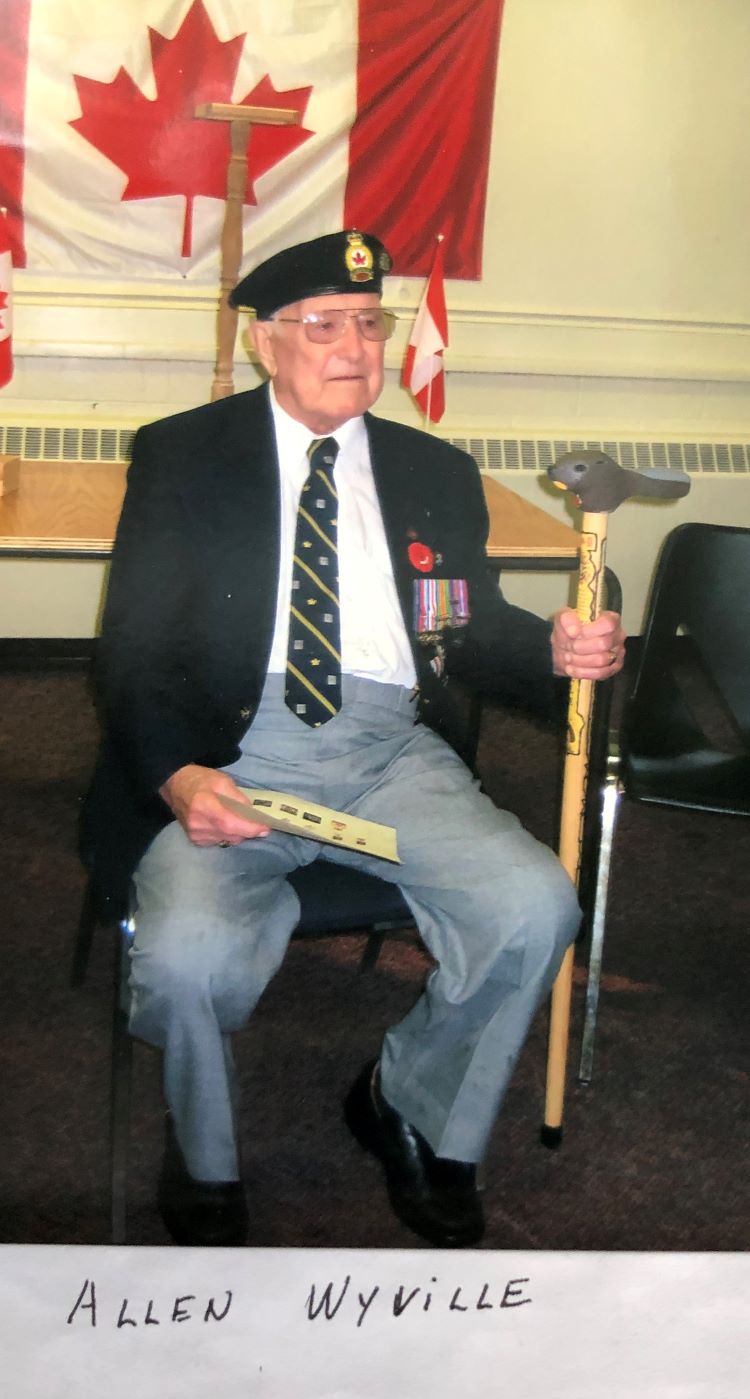 Carving Canes Honor Vets